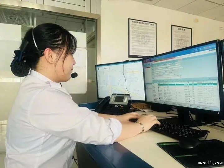 调度员古建英.jpg